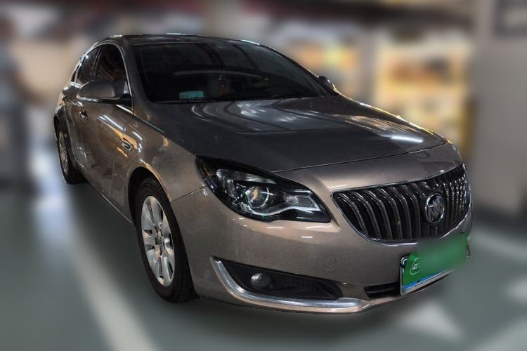 Used Buick Regal 2014 2.0L Elite Fashion Edition Front Right 45 Deg