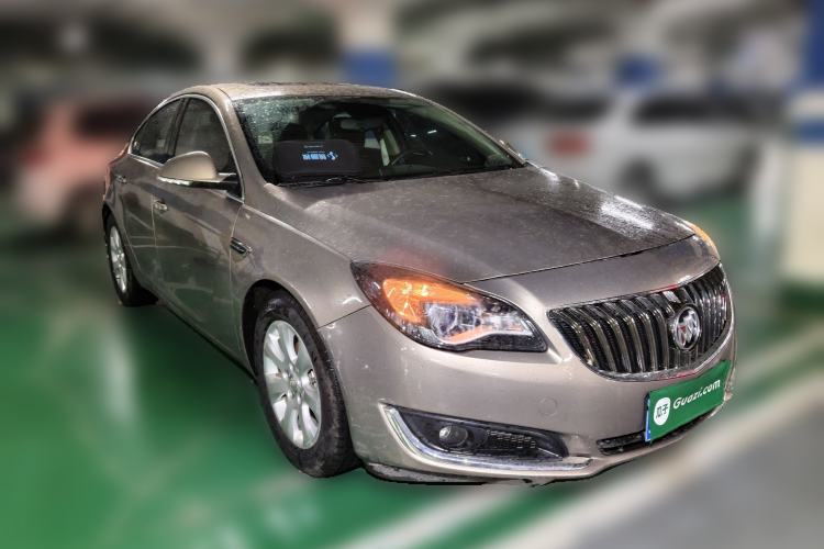 Used Buick Regal 2014 2.0L Elite Fashion Edition Front Right 45 Deg