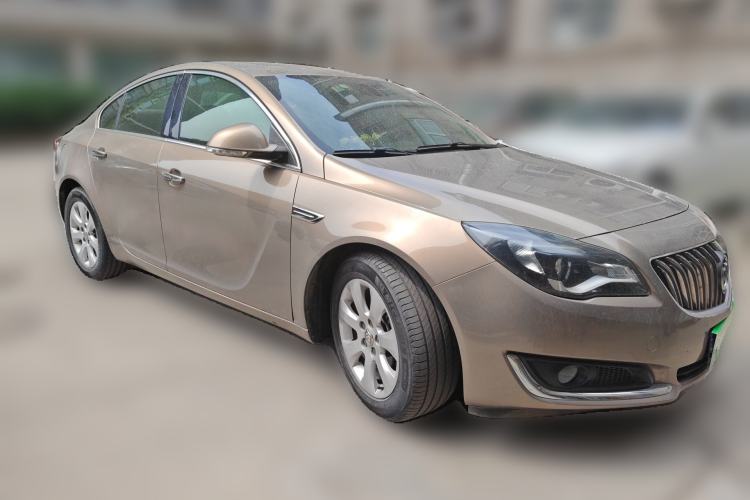 Used Buick Regal 2014 2.0L Elite Fashion Edition Front Right 45 Deg
