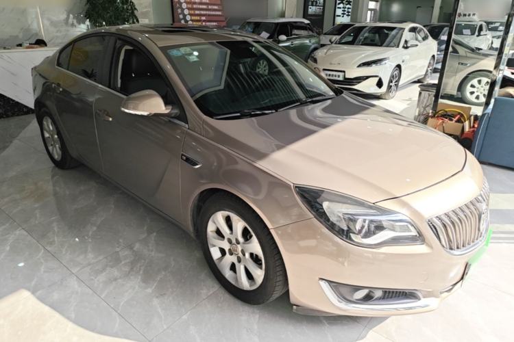 Used Buick Regal 2014 1.6T Fashionable Tech Edition Front Right 45 Deg