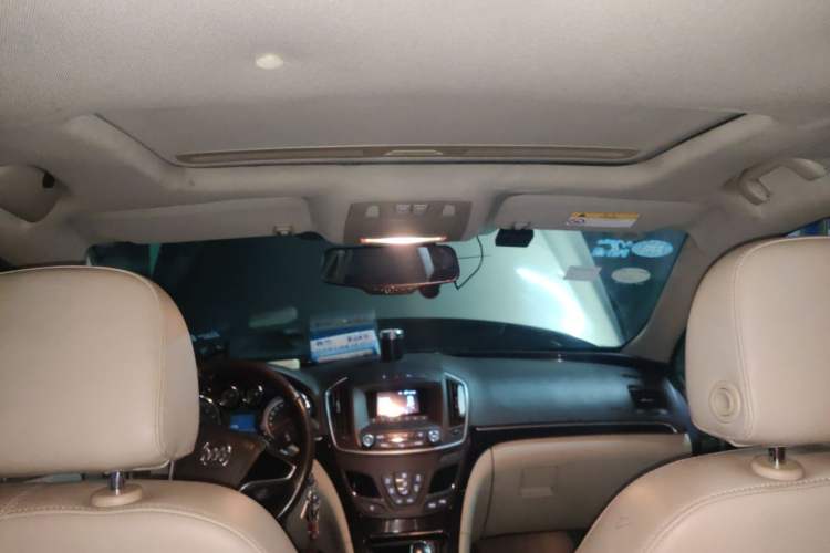 Used Buick Regal 2014 2.0L Leading Fashion Edition Headliner