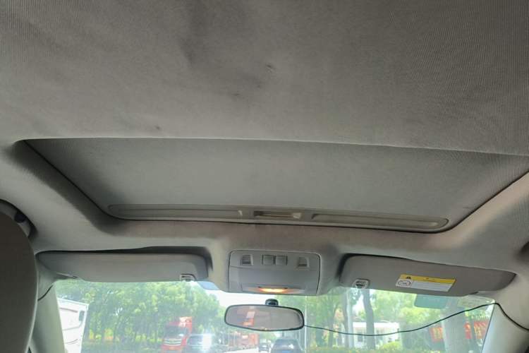 Used Buick Regal 2014 2.0L Leading Fashion Edition Headliner