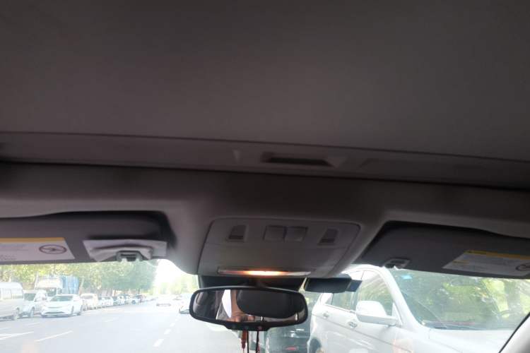 Used Buick Regal 2014 1.6T Fashionable Tech Edition Headliner