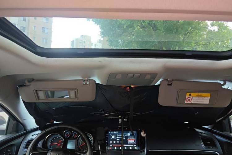 Used Buick Regal 2014 1.6T Fashionable Tech Edition Headliner