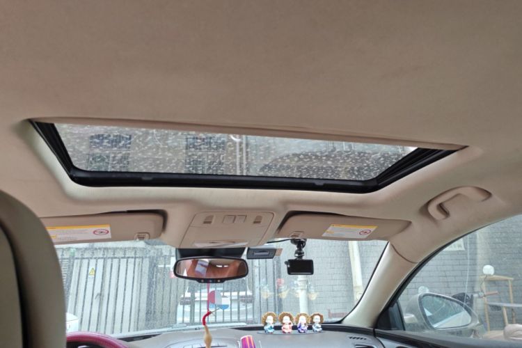 Used Buick Regal 2014 2.0L Elite Fashion Edition Headliner
