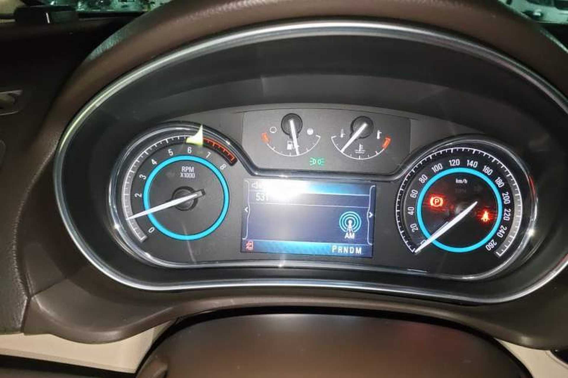 Used Buick Regal 2014 2.0L Elite Fashion Edition Instrument Cluster