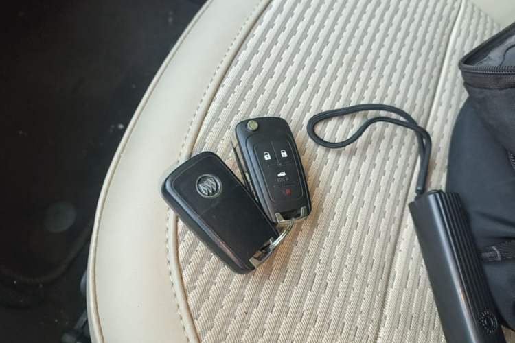 Used Buick Regal 2014 2.0L Leading Fashion Edition Interior 1