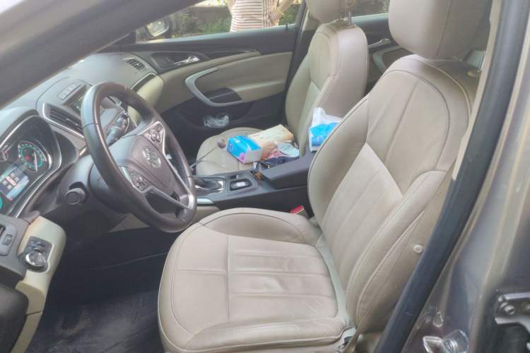 Used Buick Regal 2014 2.4L SIDI Elite Fashion Edition Left Front Seat