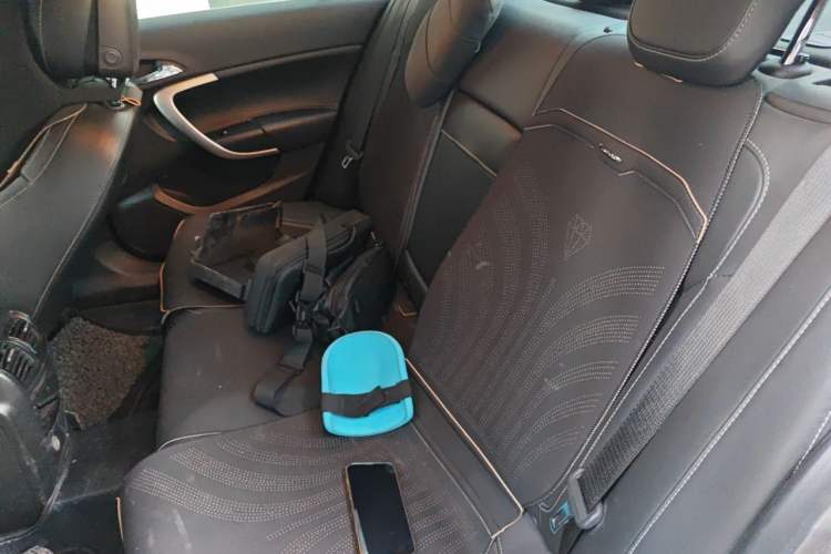 Used Buick Regal 2014 1.6T Fashionable Tech Edition Left Rear Seat