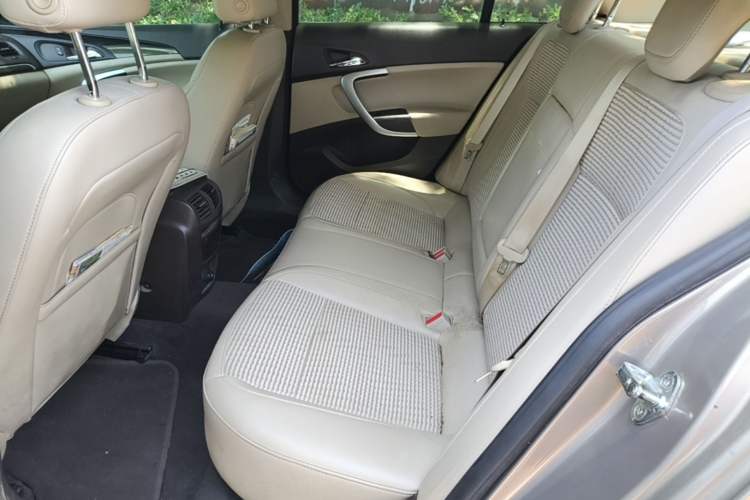 Used Buick Regal 2014 2.0L Leading Fashion Edition Left Rear Seat