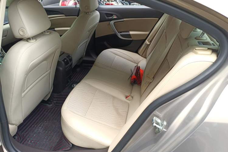 Used Buick Regal 2014 2.0L Leading Fashion Edition Left Rear Seat
