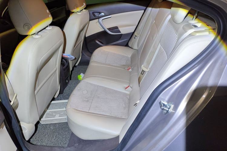 Used Buick Regal 2014 2.0L Leading Fashion Edition Left Rear Seat
