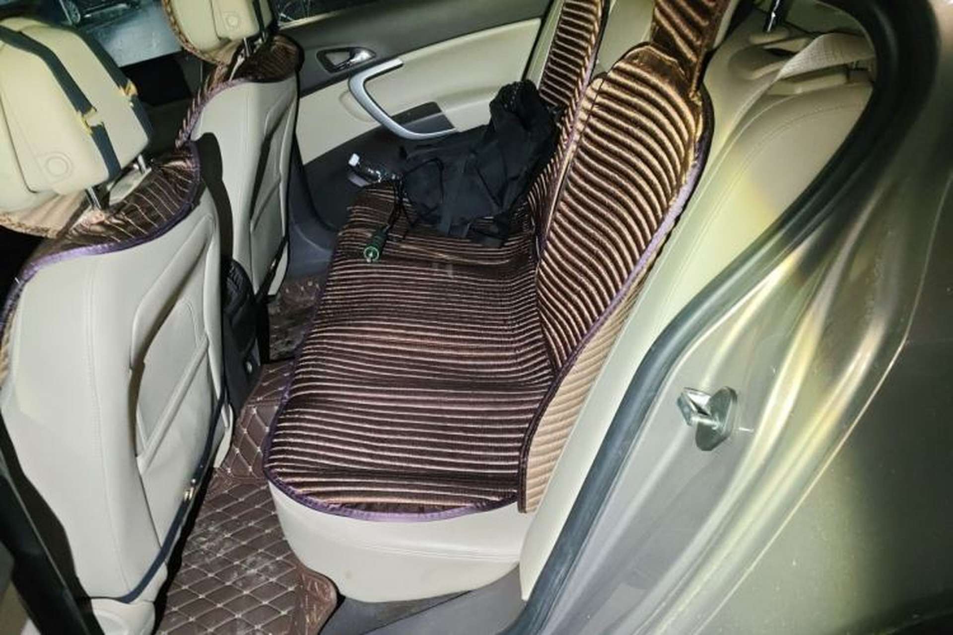 Used Buick Regal 2014 2.0L Elite Fashion Edition Left Rear Seat