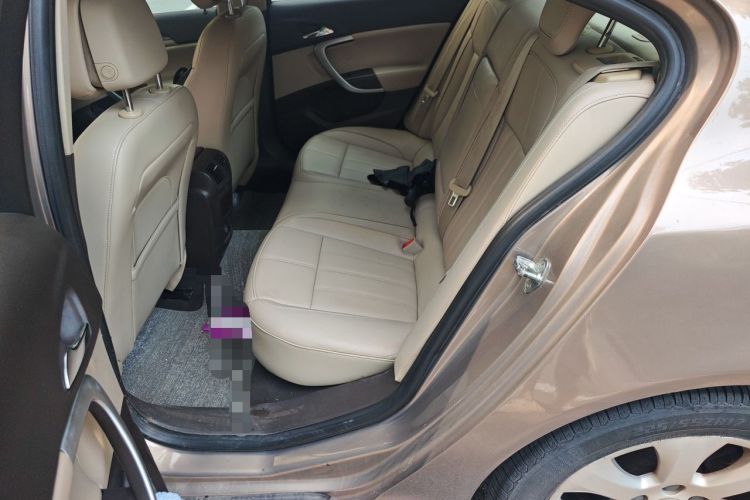 Used Buick Regal 2014 2.0L Elite Fashion Edition Left Rear Seat