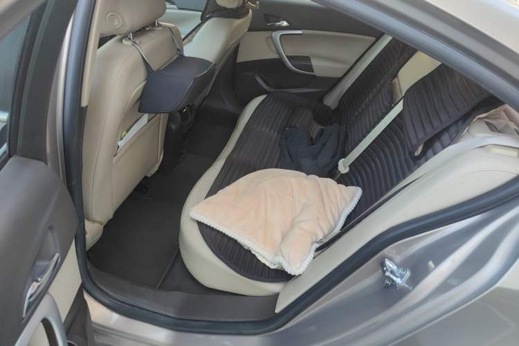 Used Buick Regal 2014 2.0L Leading Fashion Edition Left Rear Seat