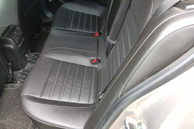 Used Buick Regal 2014 1.6T Fashionable Tech Edition Left Rear Seat