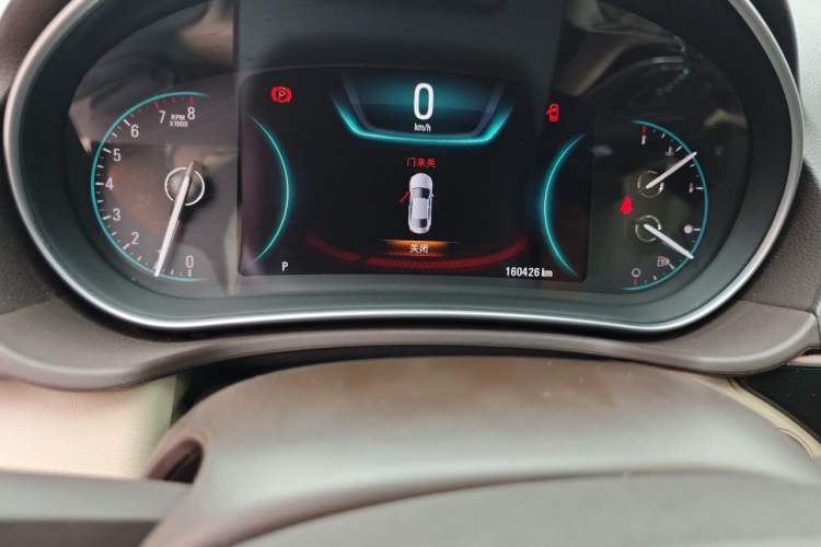 Used Buick Regal 2014 2.4L SIDI Luxury Fashion Edition Odometer Close Up