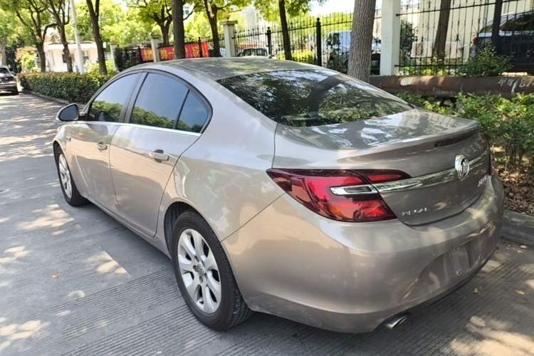 Used Buick Regal 2014 2.0L Leading Fashion Edition Rear Left 45 Deg