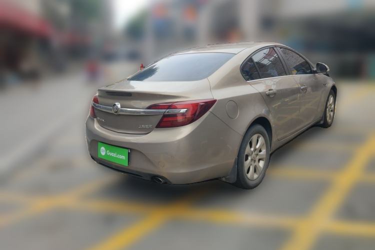 Used Buick Regal 2014 2.0L Leading Fashion Edition Rear Right 45 Deg