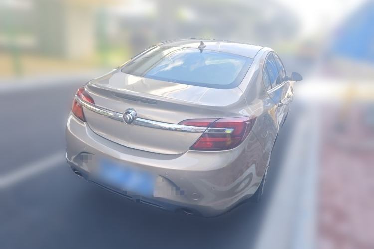 Used Buick Regal 2014 2.0L Leading Fashion Edition Rear Right 45 Deg