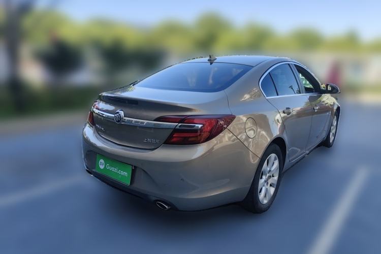 Used Buick Regal 2014 2.0L Leading Fashion Edition Rear Right 45 Deg