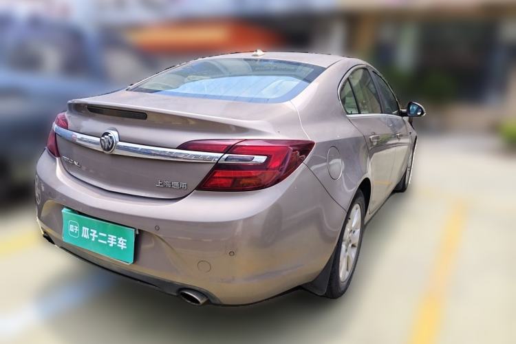 Used Buick Regal 2014 2.0L Leading Fashion Edition Rear Right 45 Deg