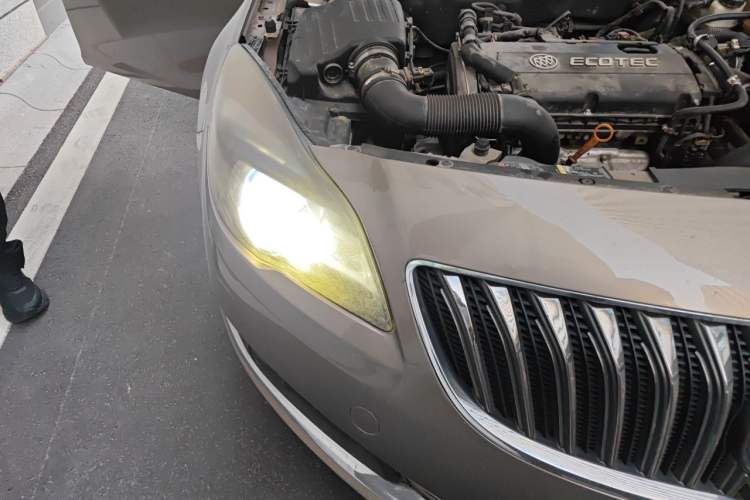 Used Buick Regal 2014 1.6T Fashionable Tech Edition Right Front Headlight