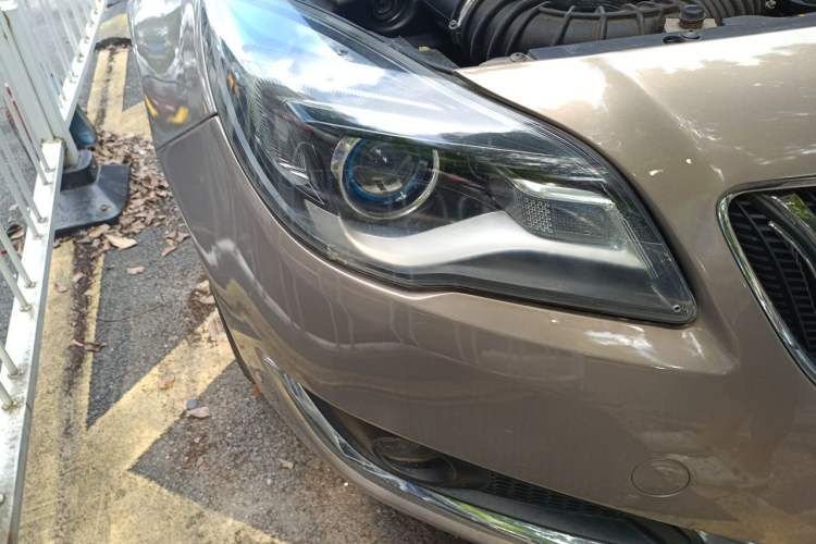 Used Buick Regal 2014 2.0L Leading Fashion Edition Right Front Headlight
