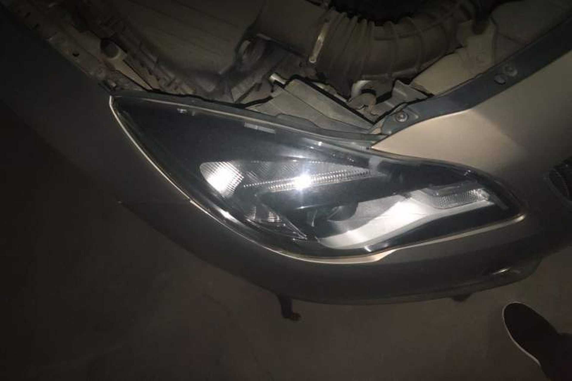 Used Buick Regal 2014 2.0L Leading Fashion Edition Right Front Headlight