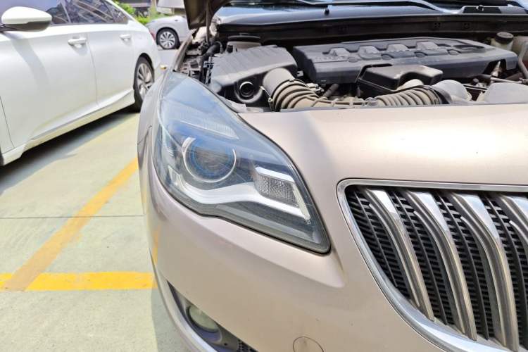 Used Buick Regal 2014 2.0L Leading Fashion Edition Right Front Headlight