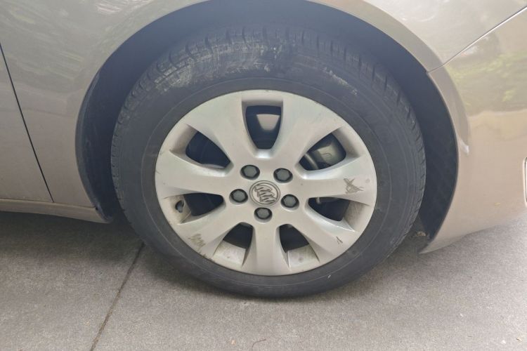 Used Buick Regal 2014 1.6T Fashionable Tech Edition Right Front Wheel Hub