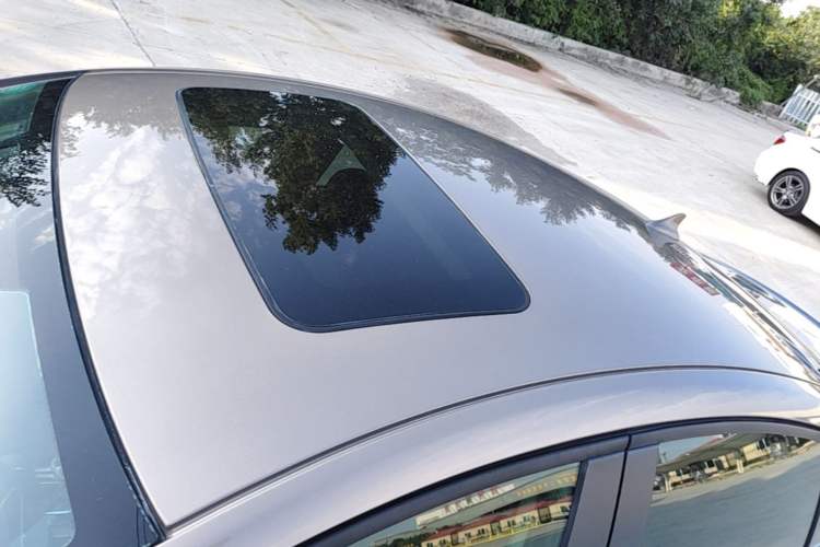 Used Buick Regal 2014 1.6T Fashionable Tech Edition Roof