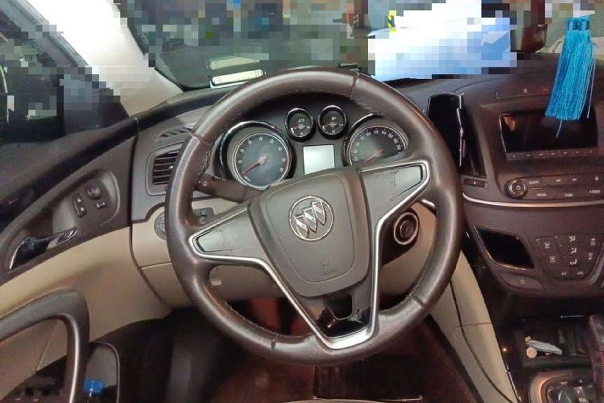 Used Buick Regal 2014 2.0L Leading Fashion Edition Steering Wheel