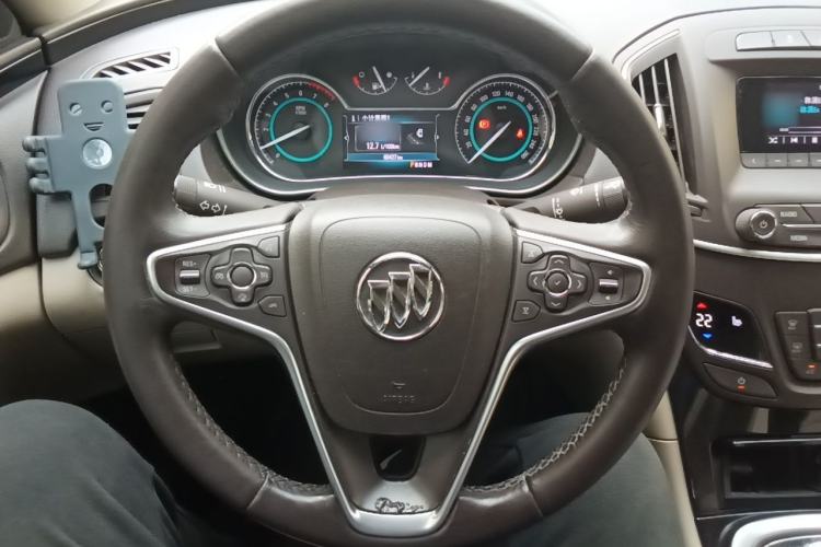 Used Buick Regal 2014 2.0L Leading Fashion Edition Steering Wheel