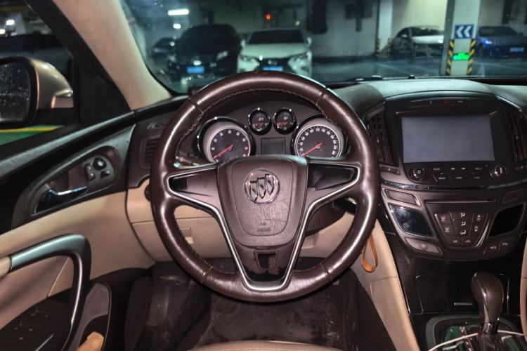 Used Buick Regal 2014 2.0L Leading Fashion Edition Steering Wheel