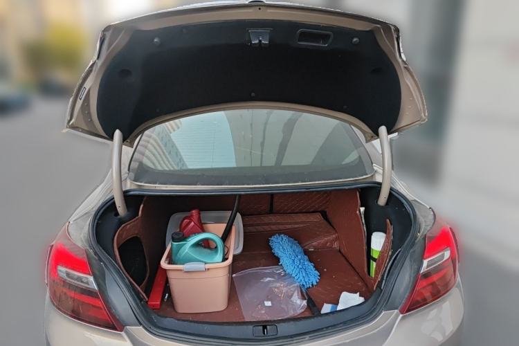 Used Buick Regal 2014 1.6T Fashionable Tech Edition Trunk