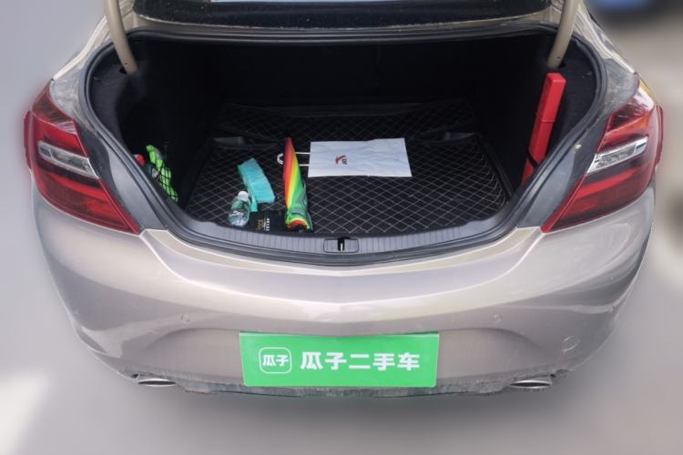 Used Buick Regal 2014 1.6T Fashionable Tech Edition Trunk