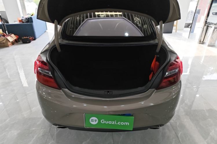 Used Buick Regal 2014 1.6T Fashionable Tech Edition Trunk