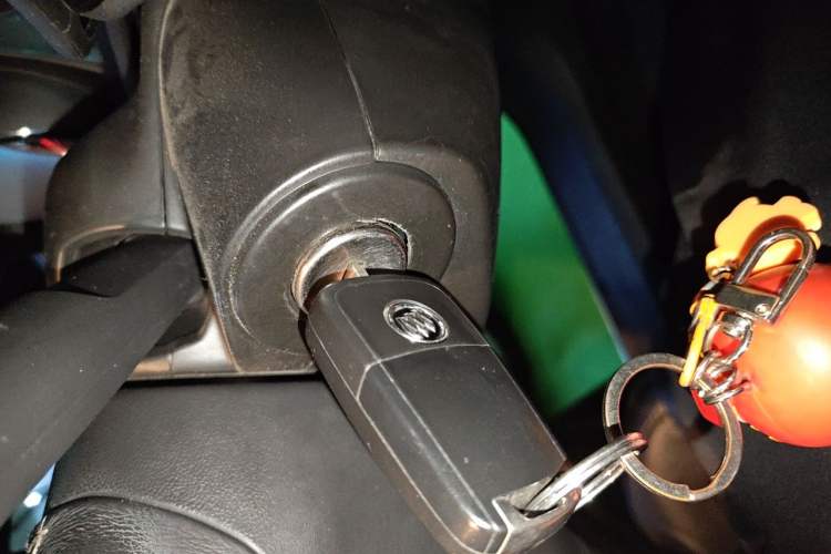 Used Buick Regal 2014 1.6T Fashionable Tech Edition Vehicle Key