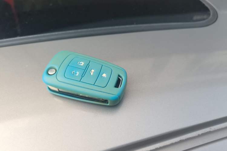 Used Buick Regal 2014 2.0L Leading Fashion Edition Vehicle Key