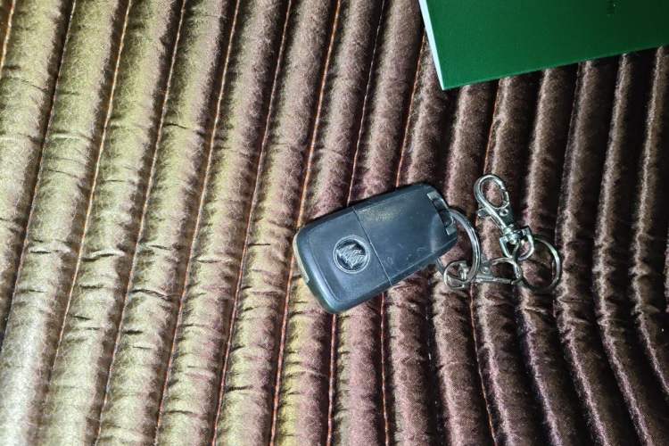Used Buick Regal 2014 2.0L Elite Fashion Edition Vehicle Key