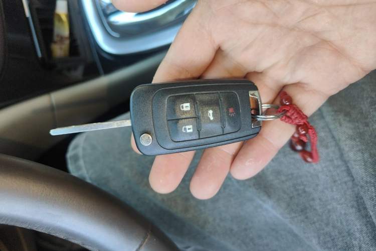 Used Buick Regal 2014 2.0L Leading Fashion Edition Vehicle Key