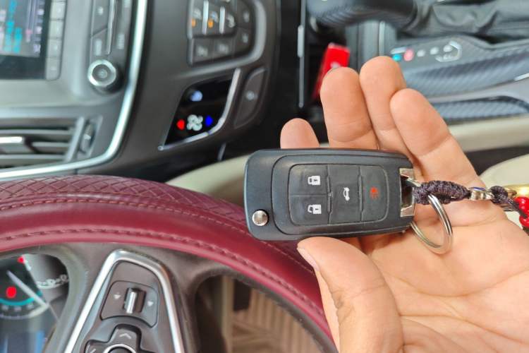 Used Buick Regal 2014 2.0L Elite Fashion Edition Vehicle Key
