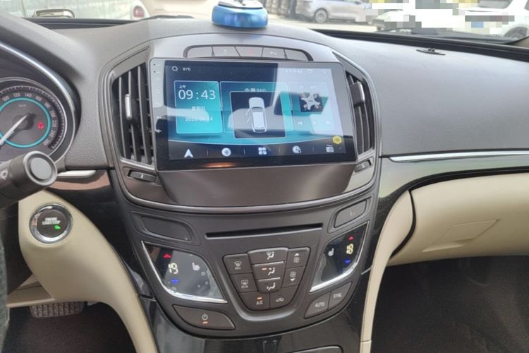 Used Buick Regal 2014 2.0L Elite Fashion Edition Audio And AC Panel