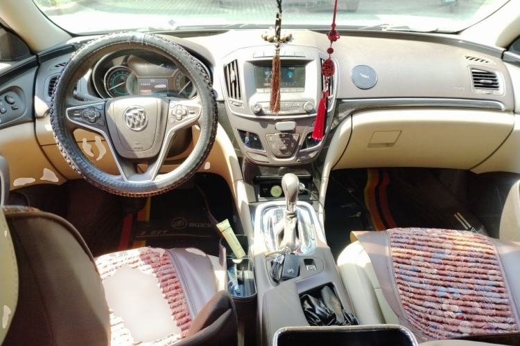 Used Buick Regal 2014 2.0L Elite Fashion Edition Center Console