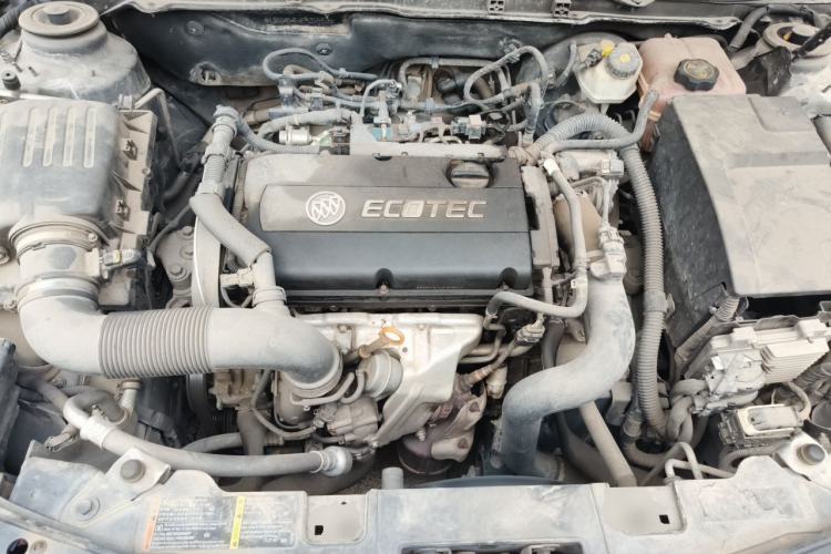 Used Buick Regal 2014 1.6T Fashionable Tech Edition Engine Bay