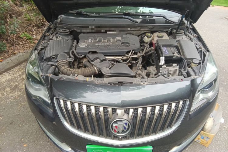 Used Buick Regal 2014 2.0L Elite Fashion Edition Engine Bay