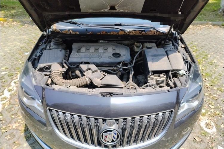 Used Buick Regal 2014 2.0L Elite Fashion Edition Engine Bay