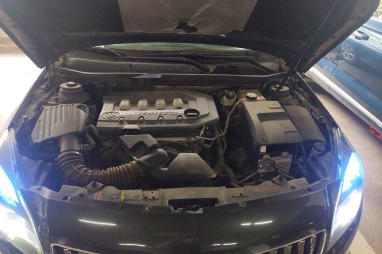 Used Buick Regal 2014 2.0L Leading Fashion Edition Engine Bay