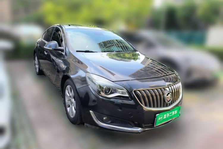 Used Buick Regal 2014 2.0L Elite Fashion Edition Front Right 45 Deg